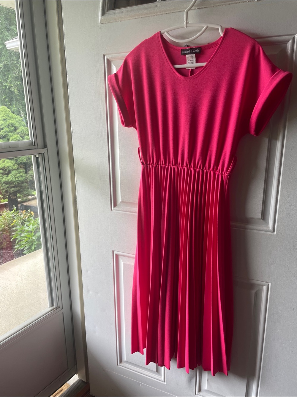 Elizabeth & Nicole Hot Pink Pleated Short Sleeve Dress